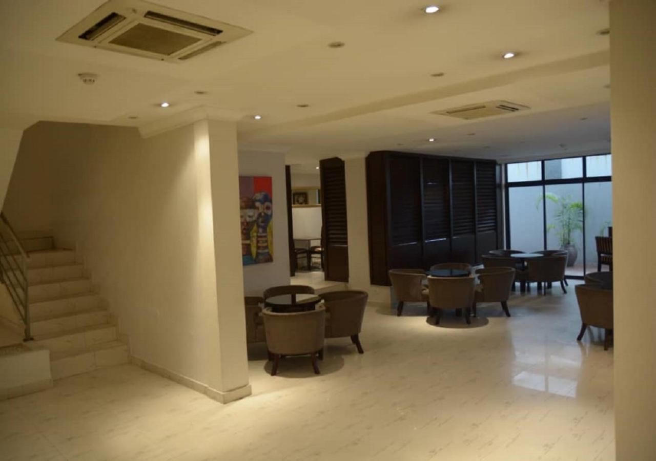 S & S Hotel & Suites Lagos Exteriér fotografie